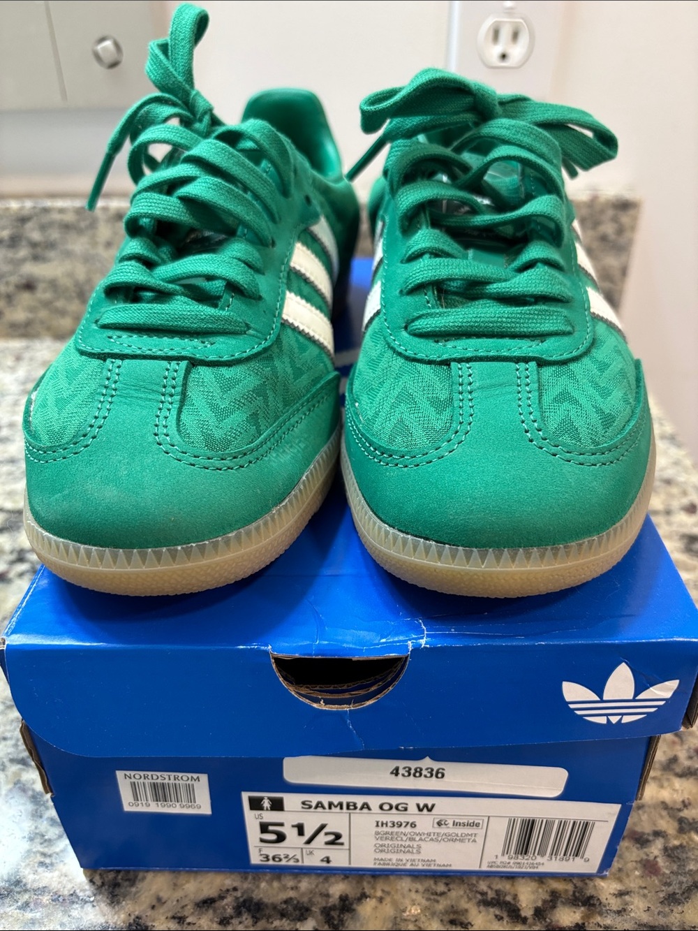 adidas Samba OG Kids Sneakers in Bright Green with White Stripes